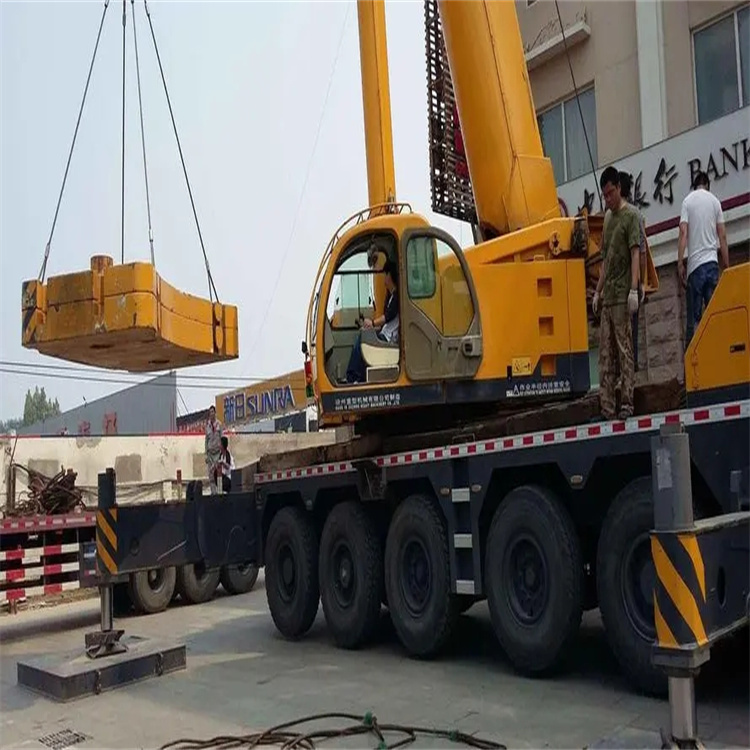 高州当地吊车出租|机器吊装|75吨|工厂搬迁服务